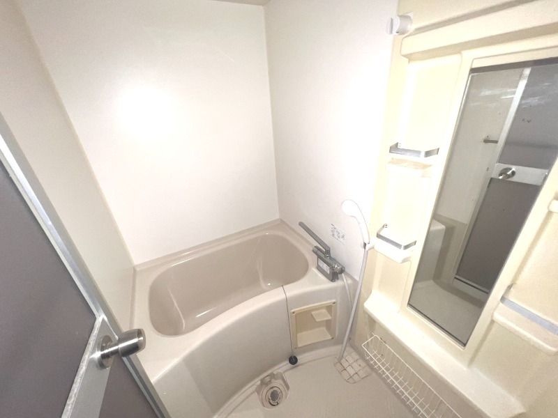 バス・シャワールーム　シャンプードレッサー！