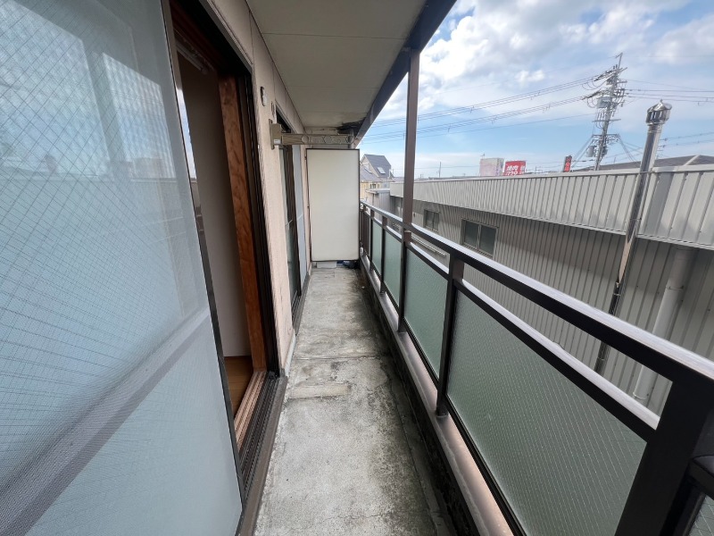 バルコニー　広々バルコニー！