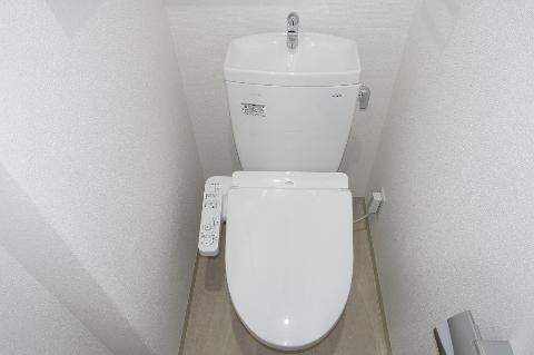 トイレ　シャワー付トイレ
