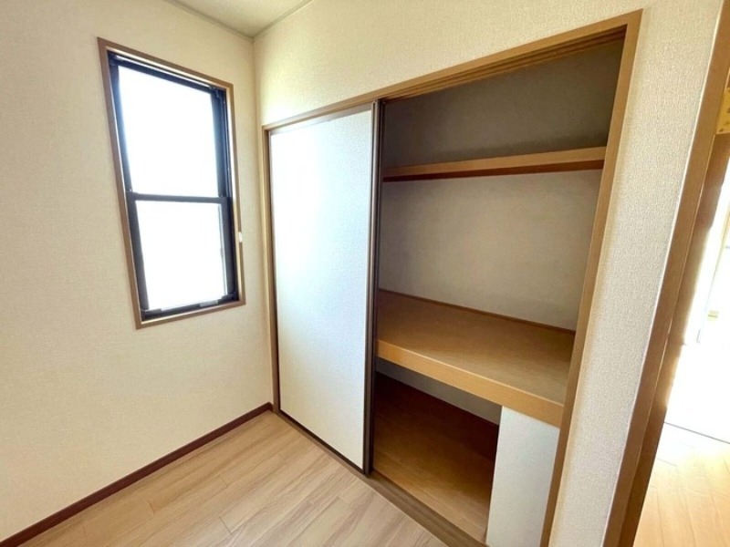 収納　図面と現状に相違がある場合には現状を優先