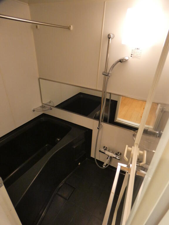 バス・シャワールーム　バス