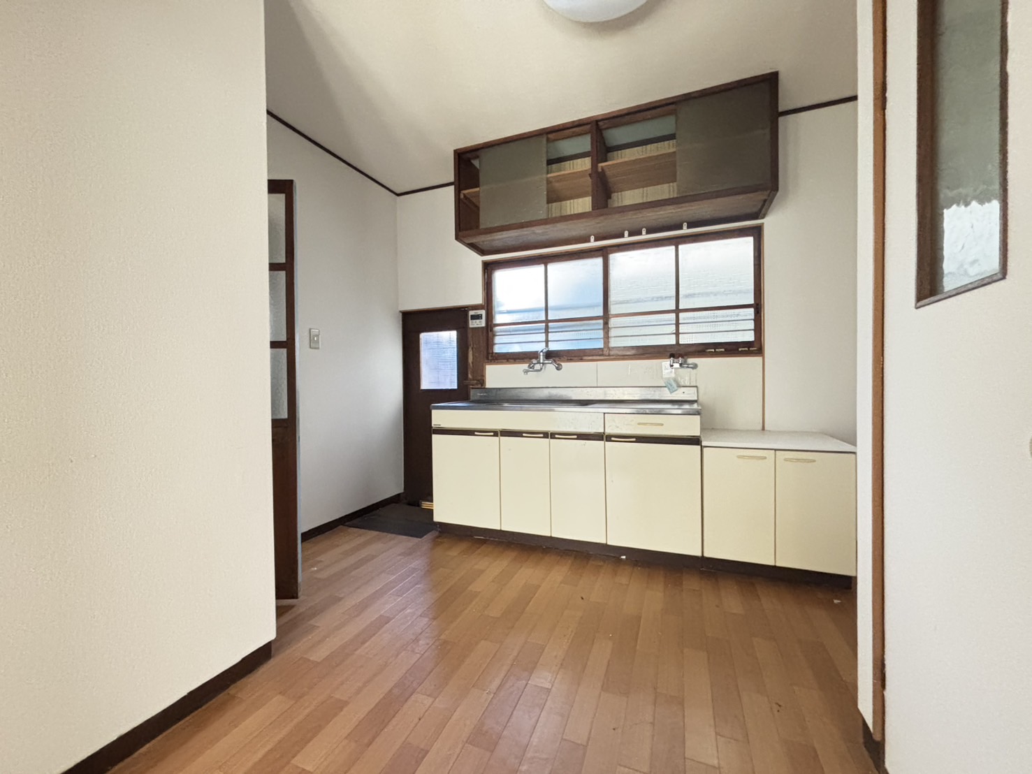 東藤江1丁目戸建の居間写真