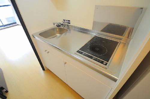 キッチン　実際のお部屋と異なる場合がございます。