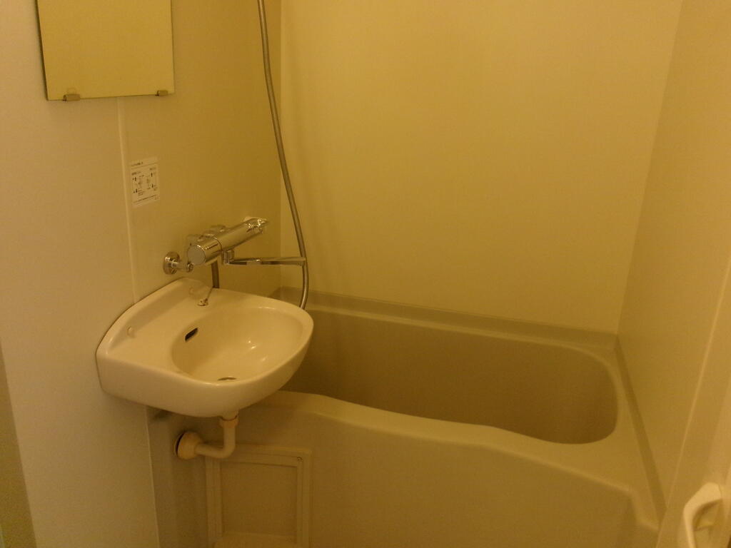 バス・シャワールーム　サーモスタット水栓です。