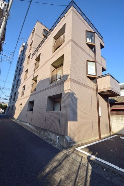 建物外観　★鉄筋コンクリート造のマンションです★