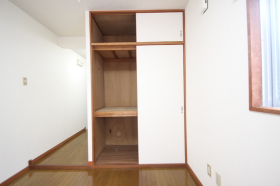 収納　※別室の写真です