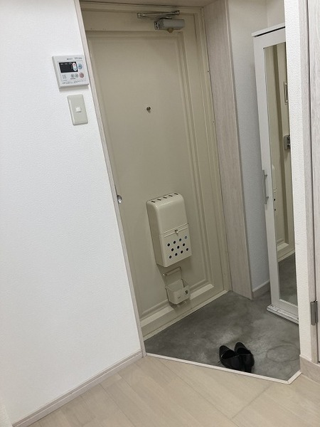 玄関　写真はイメージ