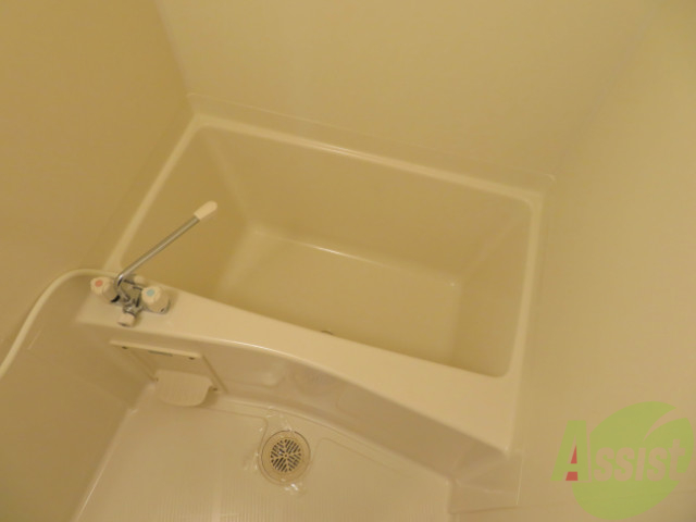 バス・シャワールーム　疲れた時はゆっくり湯船につかってみてはいかがでしょうか。