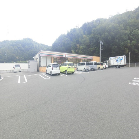 コンビニ　セブンイレブン下関長府珠の浦店（コンビニ）まで1147m