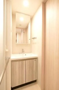 洗面設備　※反転タイプの写真を使用しています。