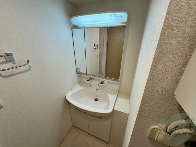 洗面設備　シャンプードレッサーで身支度もラクラクです！