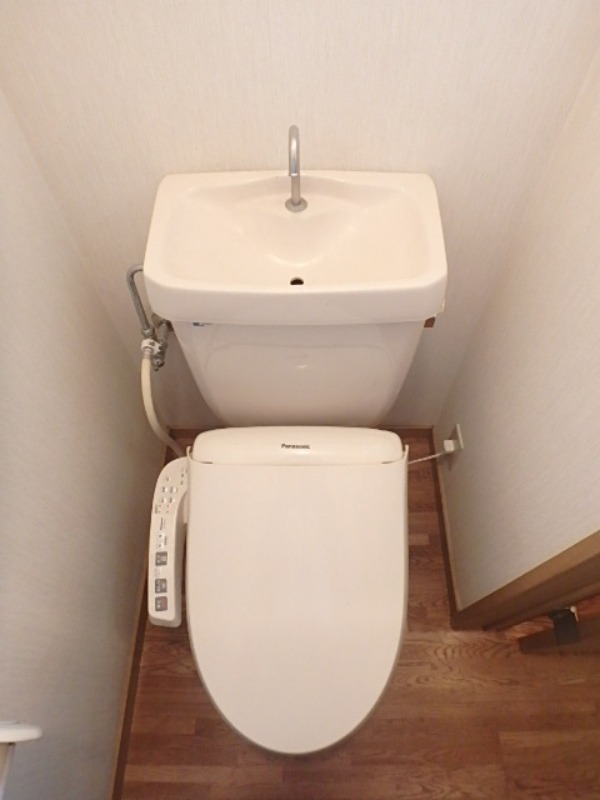 トイレ　図面と現状に相違がある場合には現状を優先