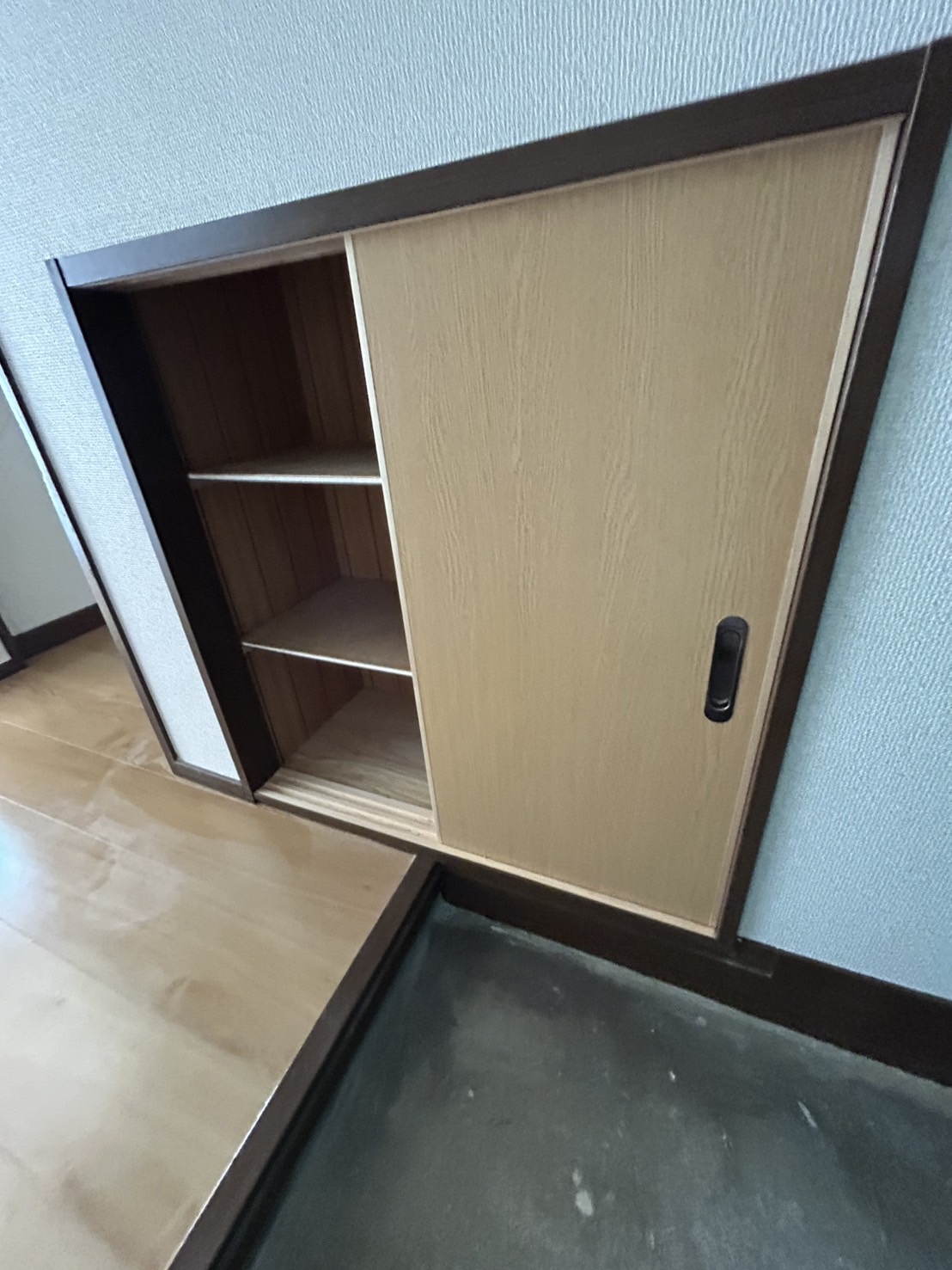 収納　シューズボックス