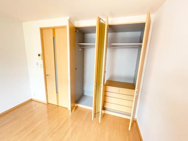 収納　クローゼット