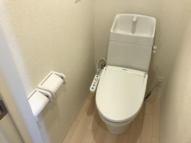 トイレ　シャワー付トイレ