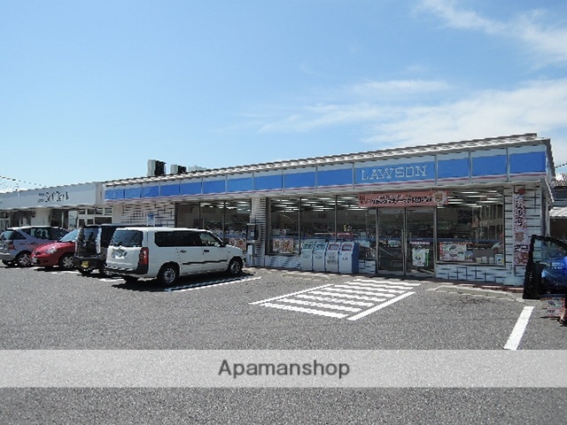 コンビニ　ローソン泉田店（コンビニ）まで738m