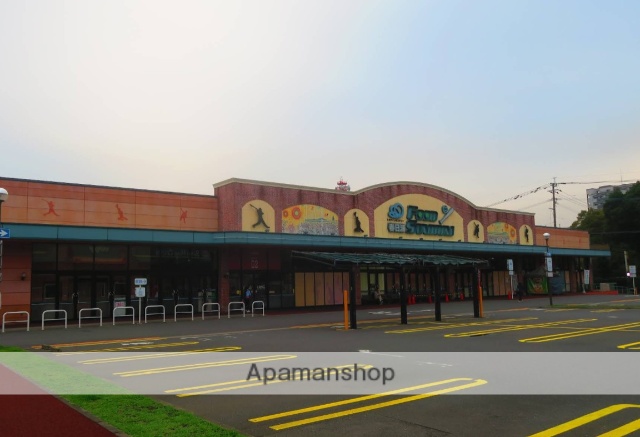 ショッピングセンター　フレスポ　春日浦（ショッピングセンター）まで1000m