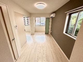 居室・リビング　妻側の窓はありません（イメージ）