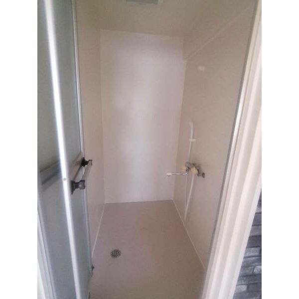 バス・シャワールーム　別室の参考写真です。※現況優先