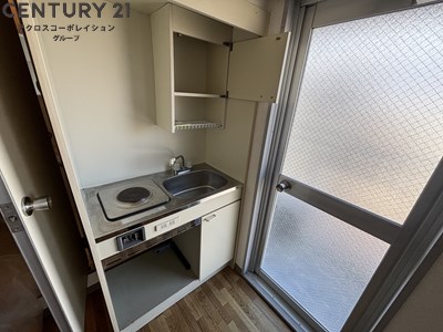 キッチン　シンプルでコンパクトなミニキッチン付き！