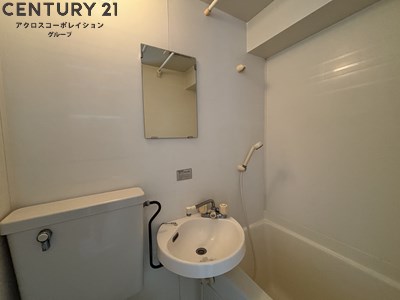 洗面設備　浴室内に洗面台付き！