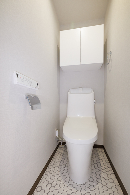 トイレ　※写真は同タイプ住戸です。