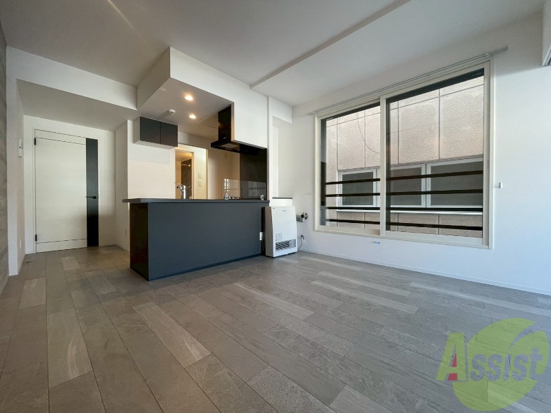 居室・リビング　広々としたリビングですね。使い勝手がよさそうですね！