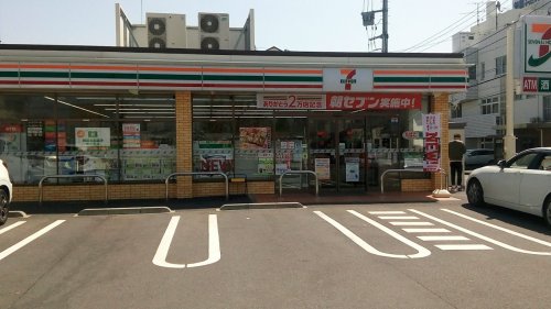 コンビニ　相模原中央６丁目店（コンビニ）まで194m