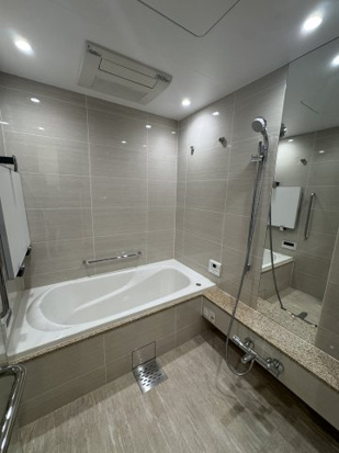 バス・シャワールーム　バス