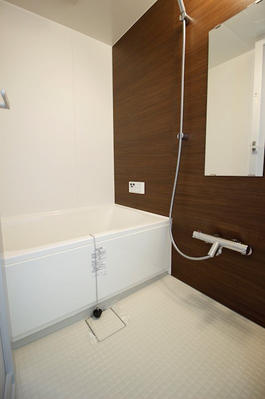 バス・シャワールーム　※同型タイプ