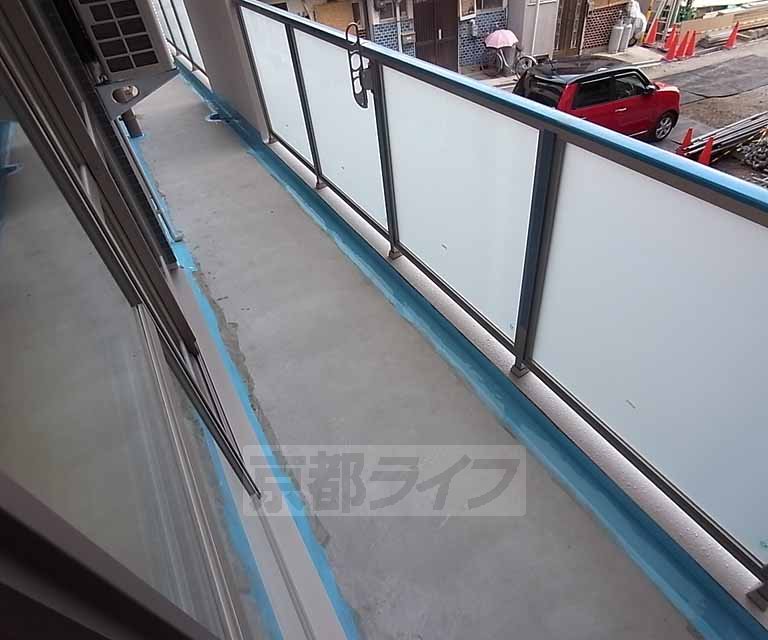 バルコニー　広めのバルコニーです。