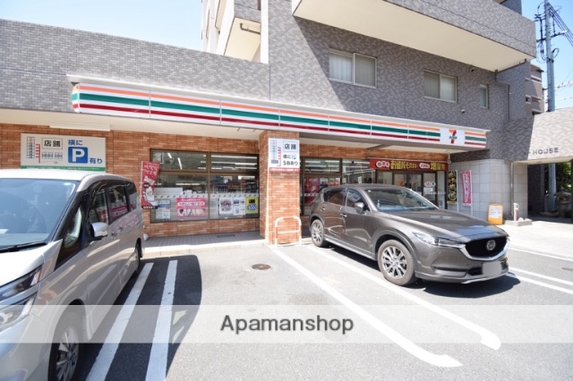 コンビニ　セブン－イレブン広島海田幸町店（コンビニ）まで525m