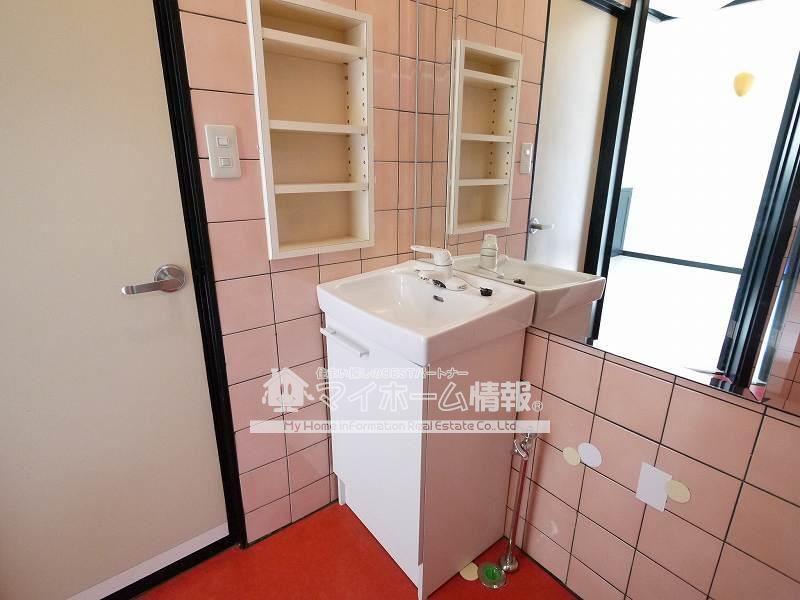 洗面設備　洗面所