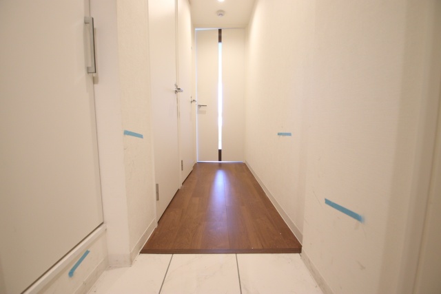 玄関　※別室の参考写真の為、現況優先です。