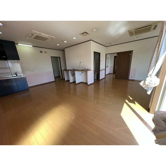 居室・リビング　１階リビング