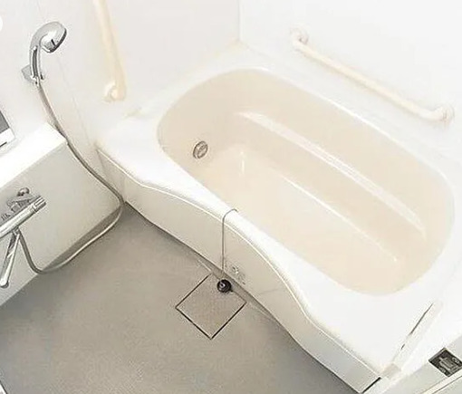 バス・シャワールーム　※別部屋の参考写真です。