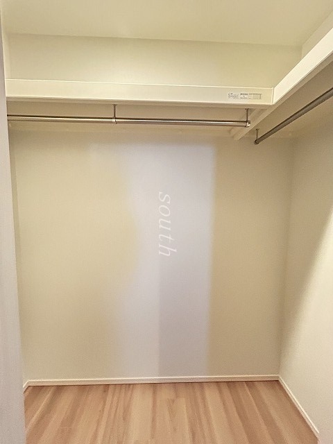 収納　ウォークインクローゼット