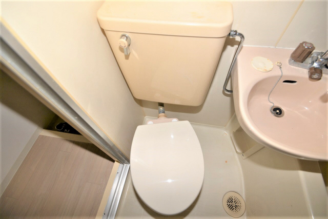 トイレ　トイレもきれいです