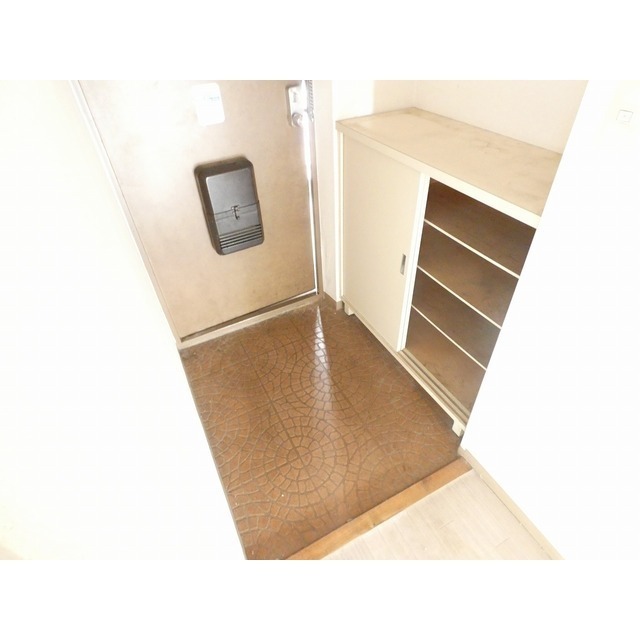 玄関　シューズボックス付き