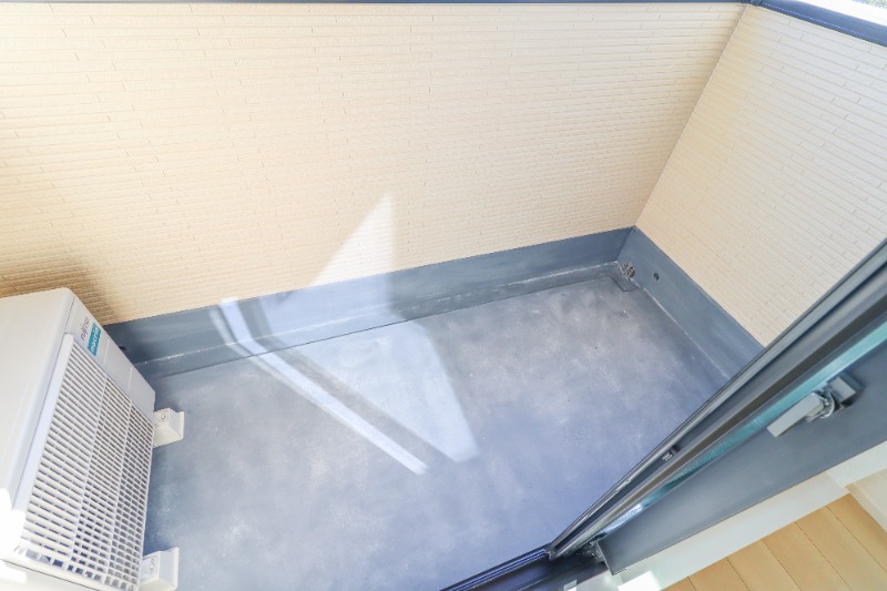 バルコニー　図面と現状に相違がある場合には現状を優先