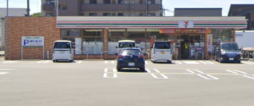 コンビニ　セブンイレブン 久留米野中町店（コンビニ）まで519m