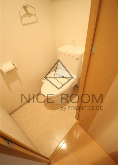 トイレ　エステムコート新大阪VIエキスプレイス　トイレ