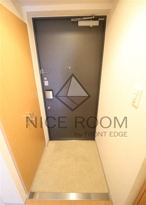 玄関　エステムコート新大阪VIエキスプレイス　玄関