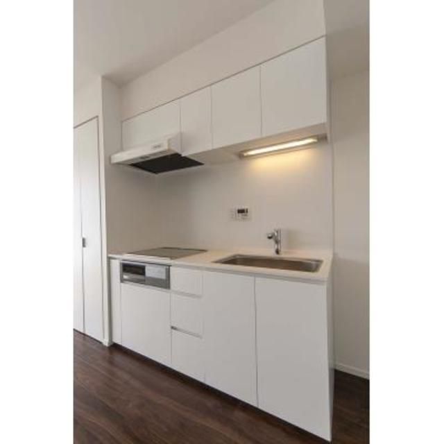 キッチン　同タイプ部屋　参考写真です