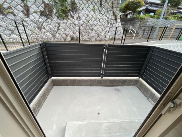 バルコニー　庭