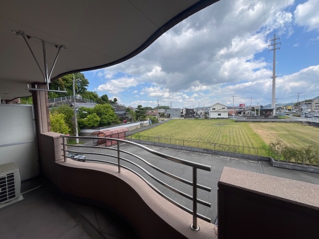 バルコニー　ベランダ