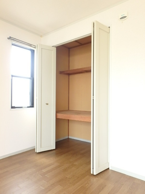 収納　図面と現状に相違がある場合には現状を優先