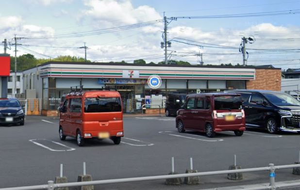 コンビニ　セブン－イレブン大分鶴崎工業入口店（コンビニ）まで714m