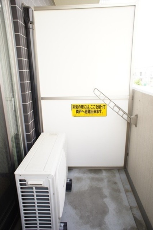 バルコニー　図面と現状に相違がある場合には現状を優先