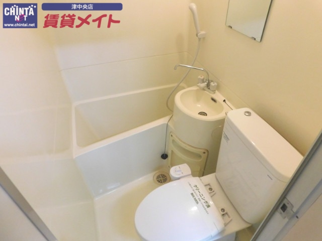 バス・シャワールーム　同型参考写真